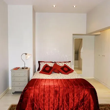 Dalma Flats - Garden Apartment